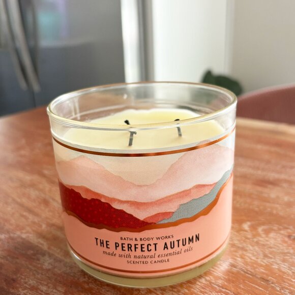 "The Perfect Autumn" Bath and Body Works 3-Wick Candle - Picture 3 of 4